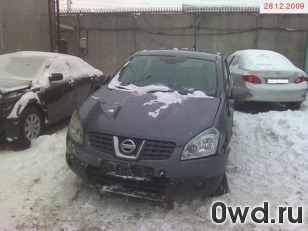 Битый автомобиль Nissan Qashqai