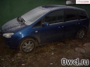 Битый автомобиль Ford Focus