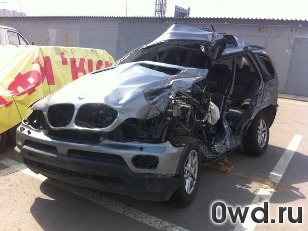 Битый автомобиль BMW X5