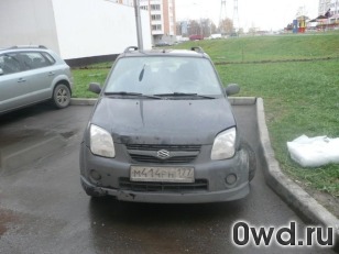 Битый автомобиль Suzuki Ignis