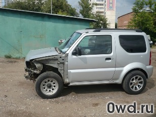 Битый автомобиль Suzuki Jimny