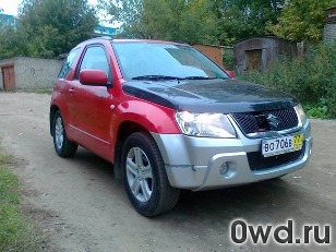 Битый автомобиль Suzuki Grand Vitara