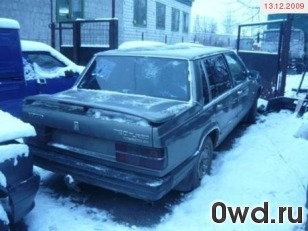 Битый автомобиль Volvo 760