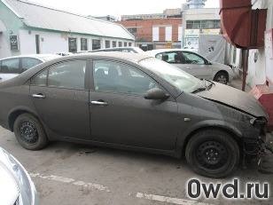 Битый автомобиль Nissan Primera