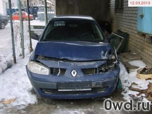 Битый автомобиль Renault Megane