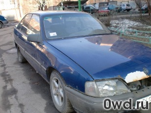 Битый автомобиль Opel Omega