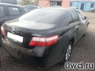 Битый автомобиль Toyota Camry