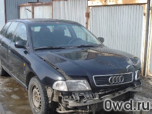 Битый автомобиль Audi A4