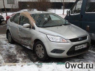 Битый автомобиль Ford Focus