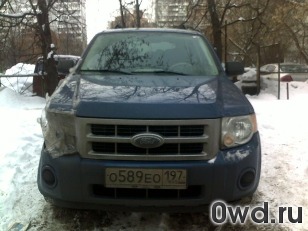 Битый автомобиль Ford Escape