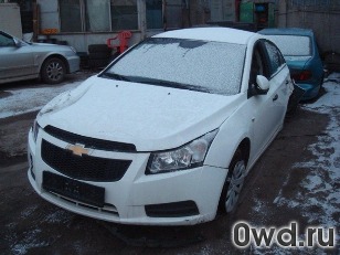 Битый автомобиль Chevrolet Cruze