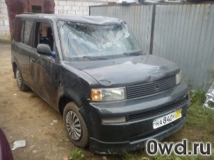 Битый автомобиль Scion xB