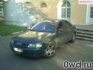 Битый автомобиль Audi A4