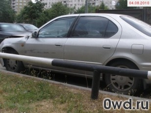 Битый автомобиль Toyota Camry