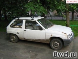 Битый автомобиль Opel Corsa