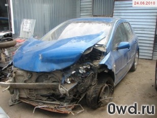 Битый автомобиль Peugeot 307