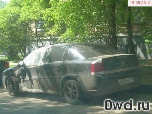 Битый автомобиль Opel Vectra