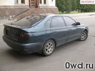 Битый автомобиль Toyota Carina E