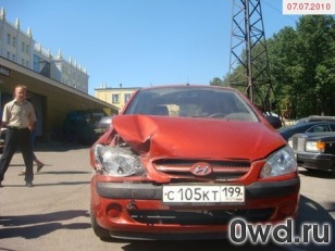 Битый автомобиль Hyundai Getz