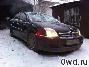 Битый автомобиль Opel Vectra