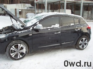 Битый автомобиль Renault Megane