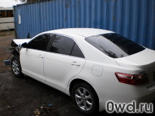 Битый автомобиль Toyota Camry