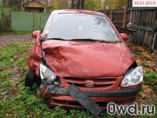 Битый автомобиль Hyundai Getz