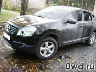 Битый автомобиль Nissan Qashqai