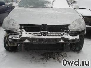 Битый автомобиль Volkswagen Jetta