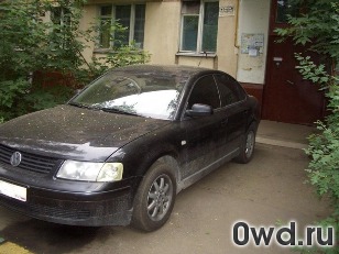 Битый автомобиль Volkswagen Passat