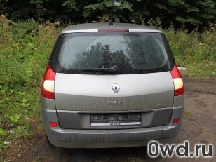 Битый автомобиль Renault Grand Scenic