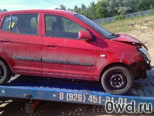 Битый автомобиль Kia Picanto