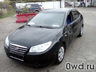 Битый автомобиль Hyundai Elantra