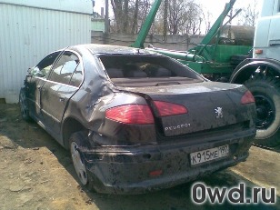 Битый автомобиль Peugeot 607