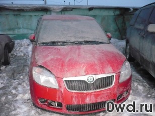 Битый автомобиль Skoda Fabia