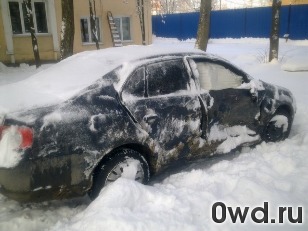 Битый автомобиль Volkswagen Jetta