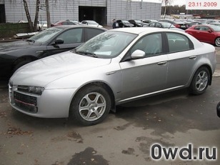 Битый автомобиль Alfa Romeo 159