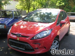 Битый автомобиль Ford Fiesta