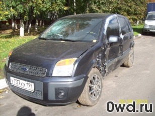 Битый автомобиль Ford Fusion