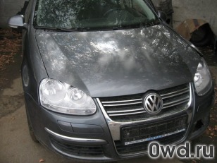 Битый автомобиль Volkswagen Jetta