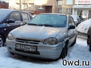 Битый автомобиль Opel Corsa