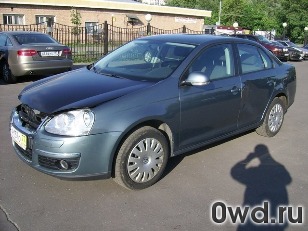 Битый автомобиль Volkswagen Jetta