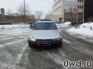 Битый автомобиль Mitsubishi Galant