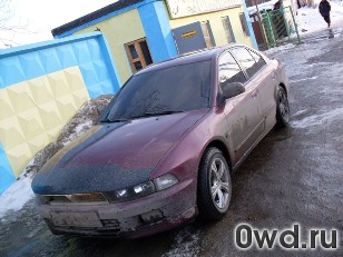 Битый автомобиль Mitsubishi Galant