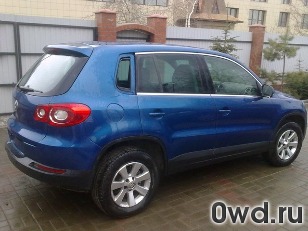 Битый автомобиль Volkswagen Tiguan