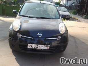 Битый автомобиль Nissan Micra