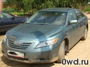 Битый автомобиль Toyota Camry