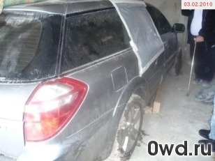 Битый автомобиль Subaru Outback