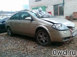 Битый автомобиль Nissan Primera