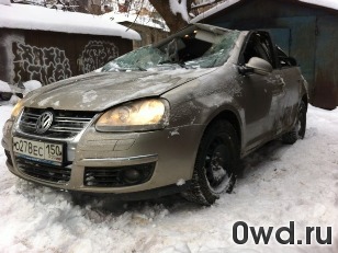 Битый автомобиль Volkswagen Jetta